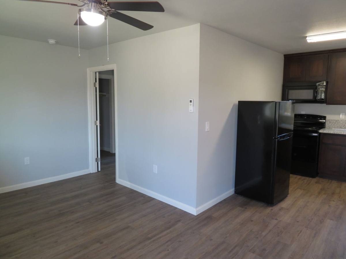 Apartment for rent at 601 N Tehama St, Willows, CA 95988