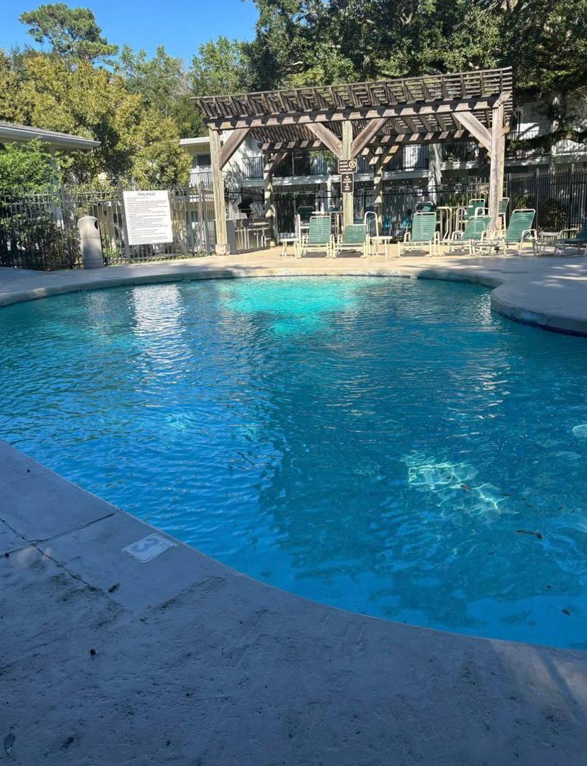 Apartment for rent at 2718 Bartlett Ave, Pascagoula, MS 39567