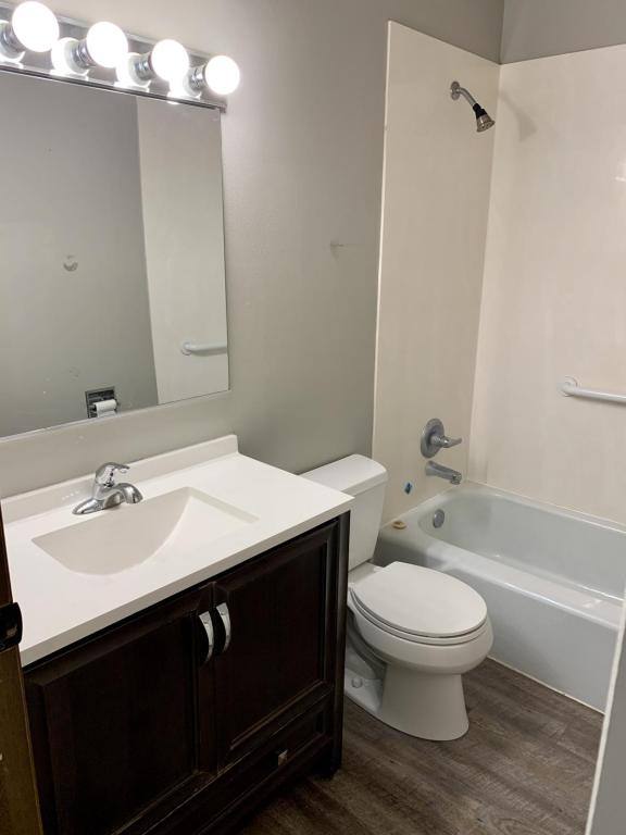 Apartment for rent at 205 N Main St, Prairie City, IA 50228