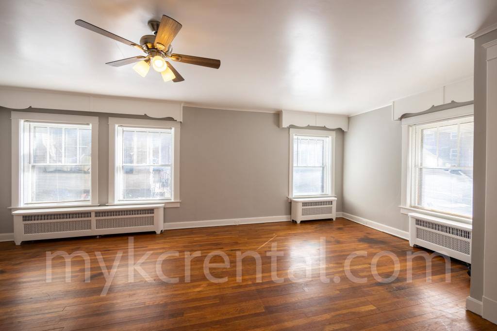 Apartment for rent at 17 S 17th St, Kansas City, KS 66102