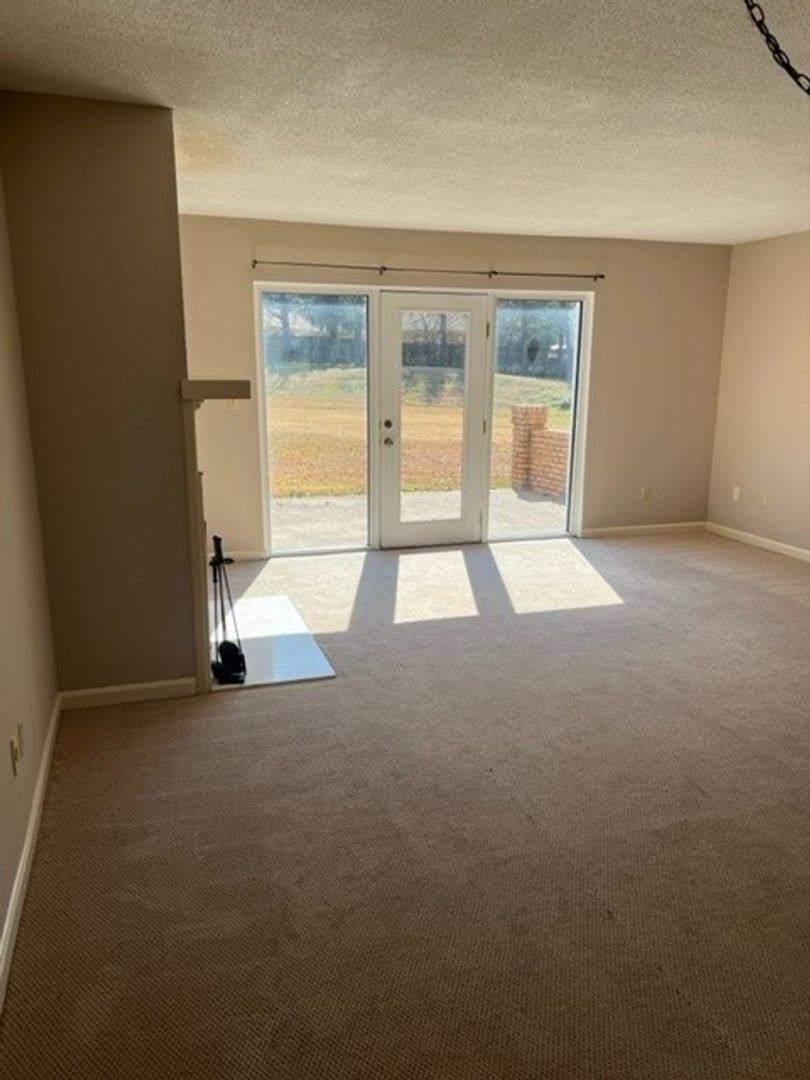 Townhouse for rent at 165 Fox Run, Tuscaloosa, AL 35406