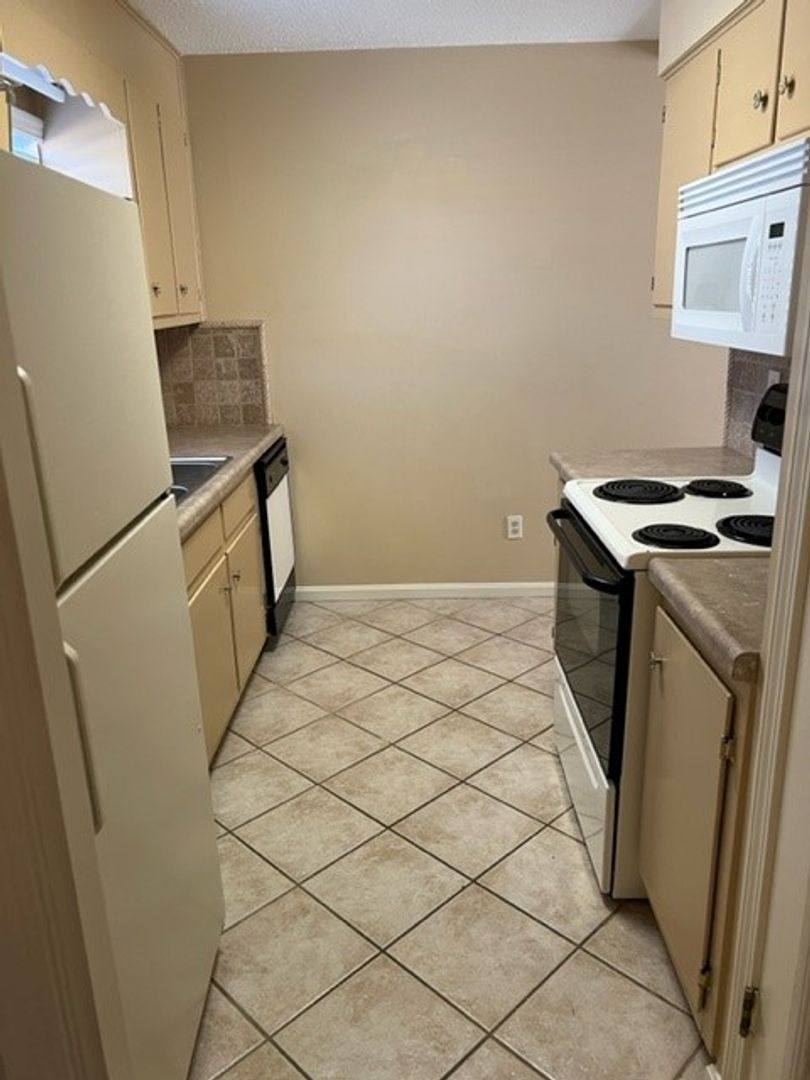 Townhouse for rent at 165 Fox Run, Tuscaloosa, AL 35406