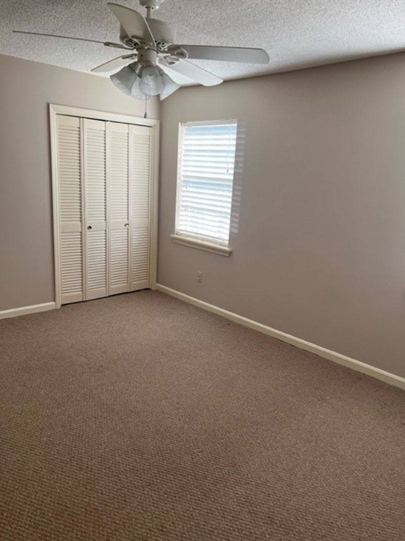 Townhouse for rent at 165 Fox Run, Tuscaloosa, AL 35406