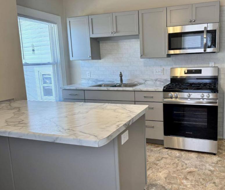 Apartment for rent at 109 2nd Ave W, Milan, IL 61264