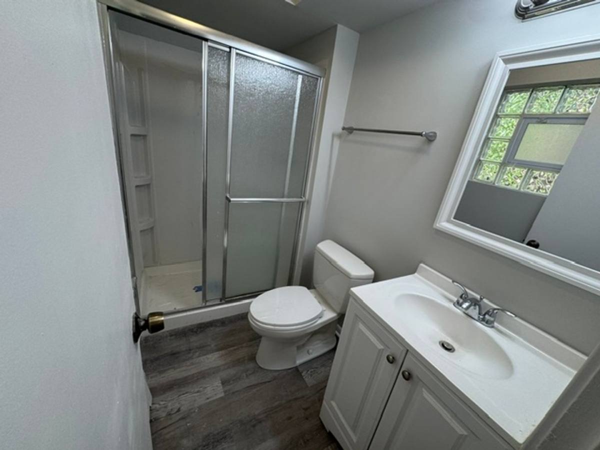 Apartment for rent at 12710 Elm St, Blue Island, IL 60406