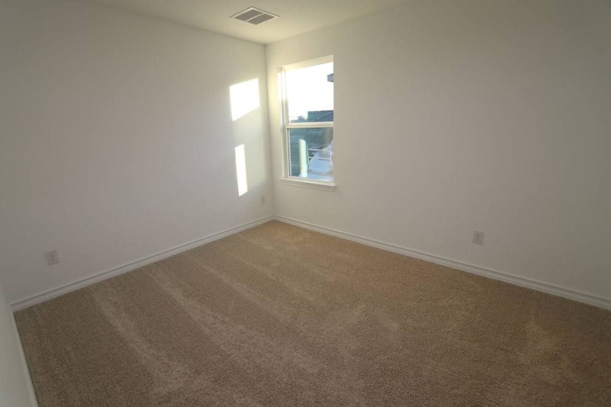 Townhouse for rent at 112 Watkinville Rd, Hutto, TX 78634