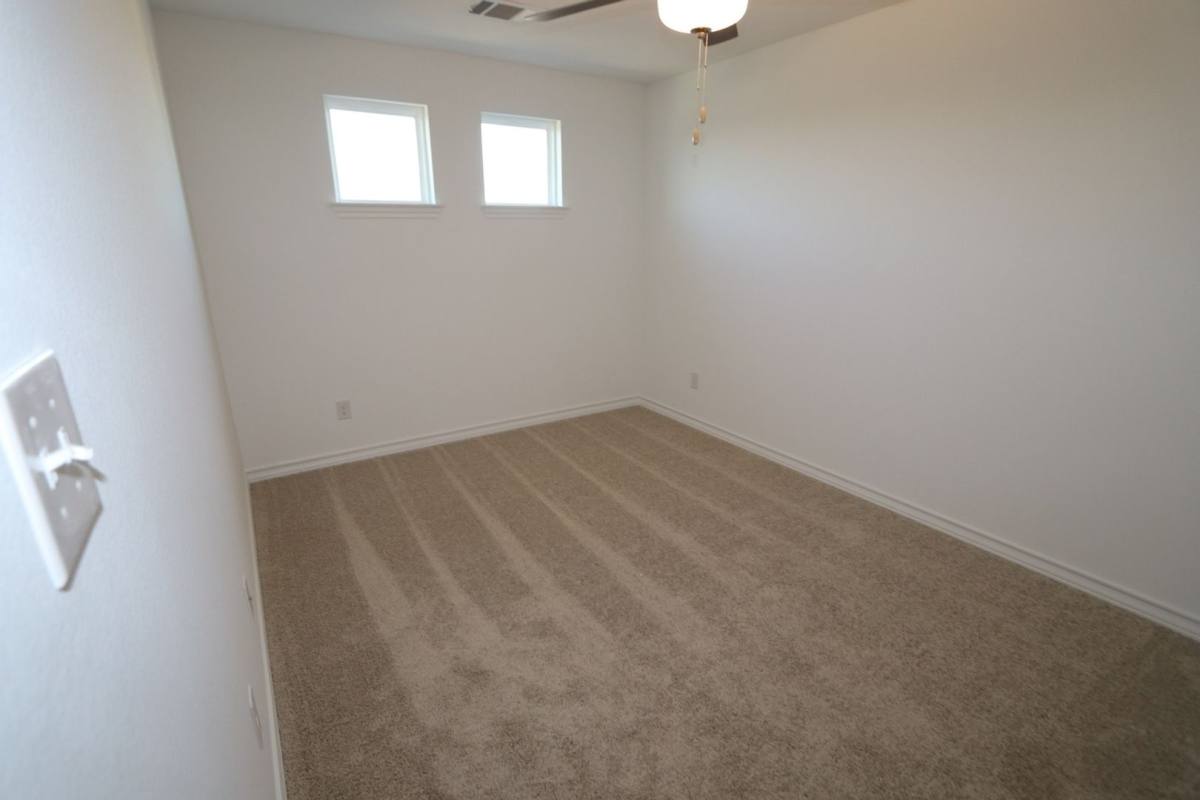 Townhouse for rent at 112 Watkinville Rd, Hutto, TX 78634