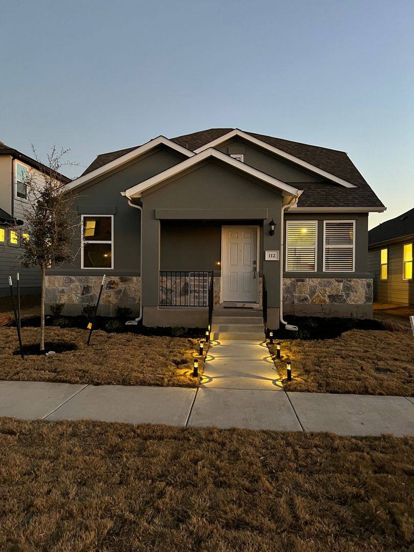 Townhouse for rent at 112 Watkinville Rd, Hutto, TX 78634