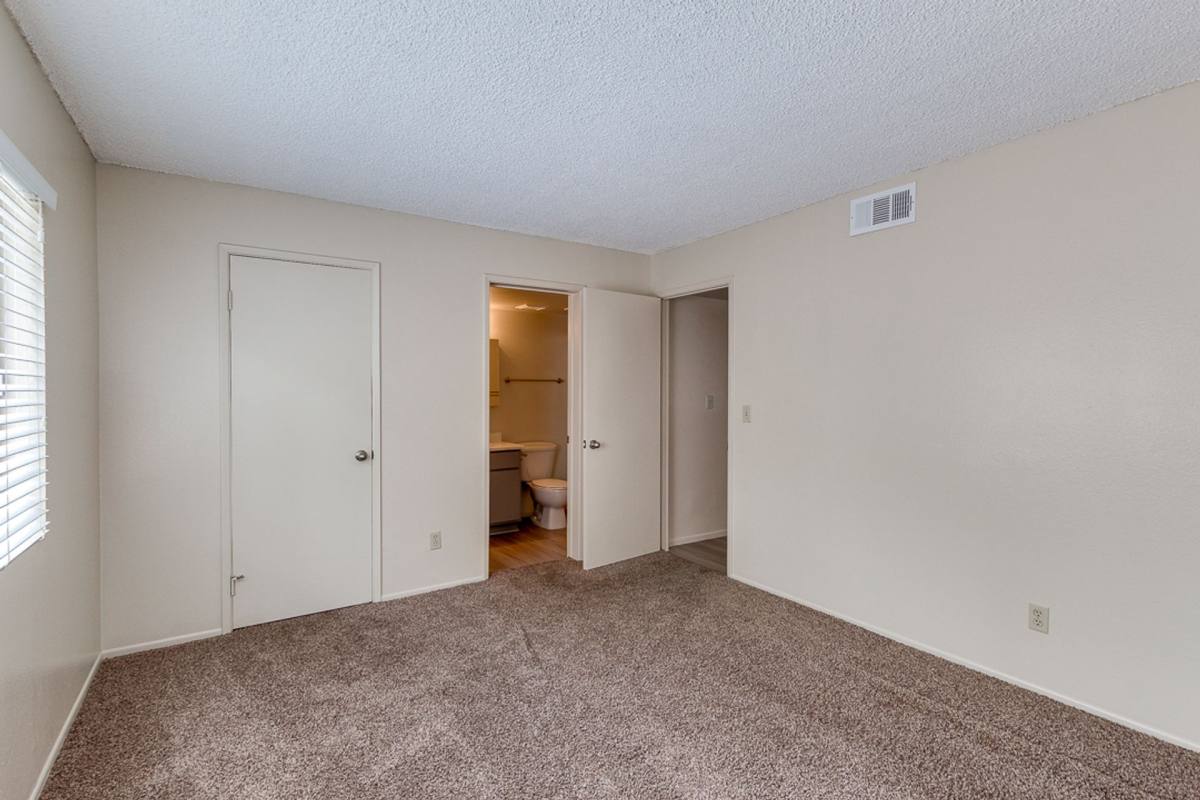 Apartment for rent at 1320 S Hardy Dr, Tempe, AZ 85281