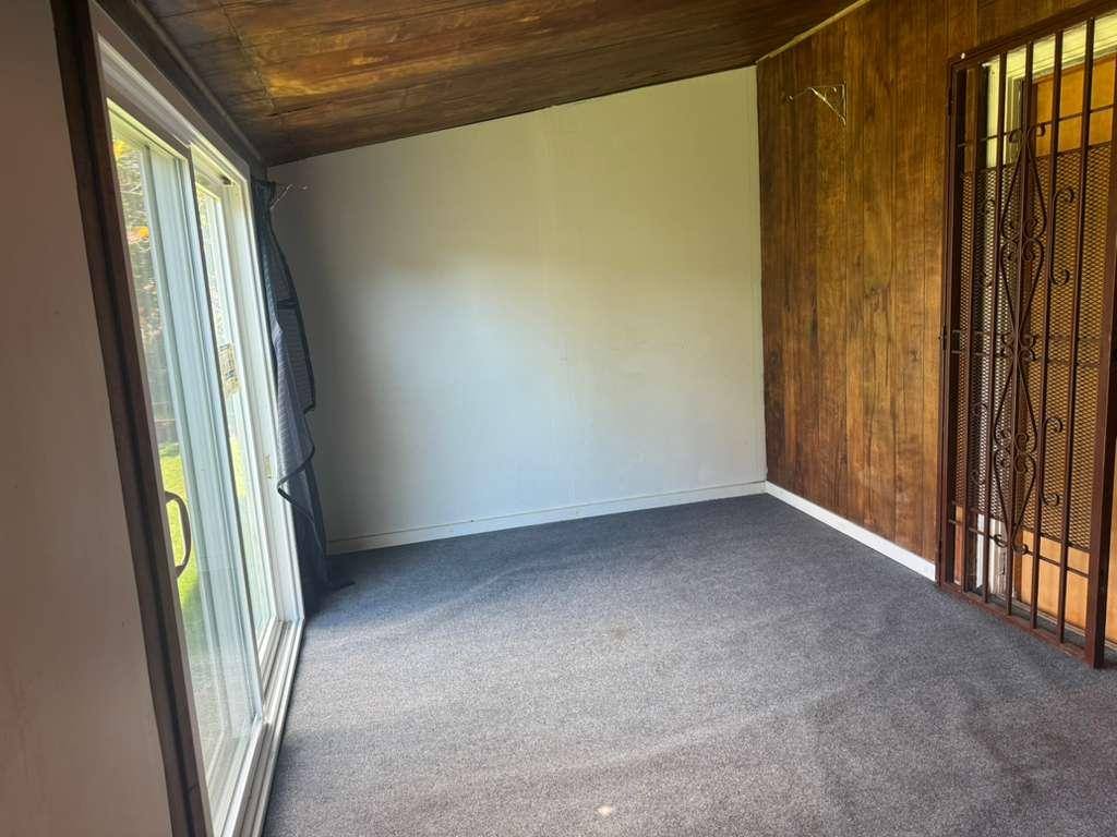 House for rent at 2315 Dashwood Ave, Oakland, CA 94605