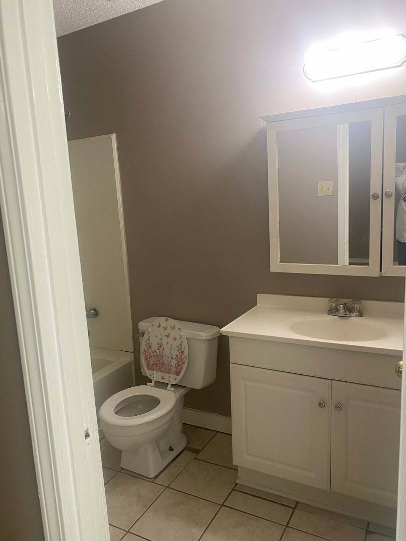 House for rent at 6420 Cornwall Rd, Horn Lake, MS 38637