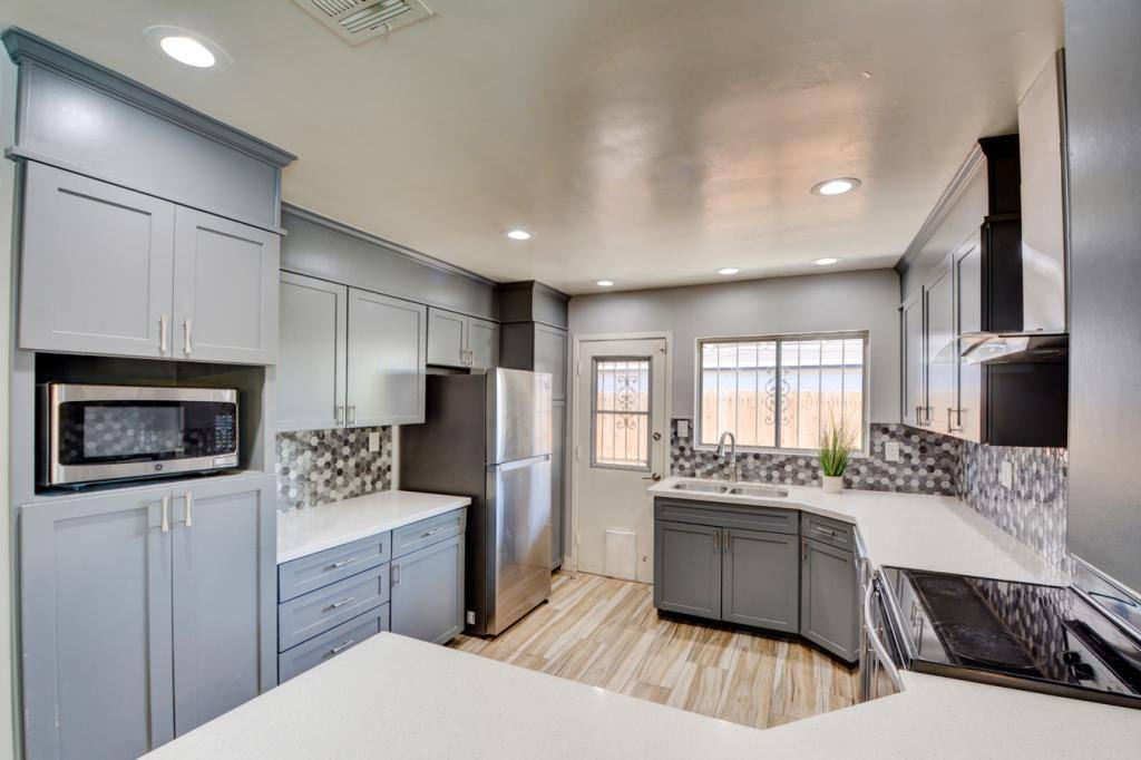 House for rent at 1056 W Oakey Blvd, Las Vegas, NV 89102