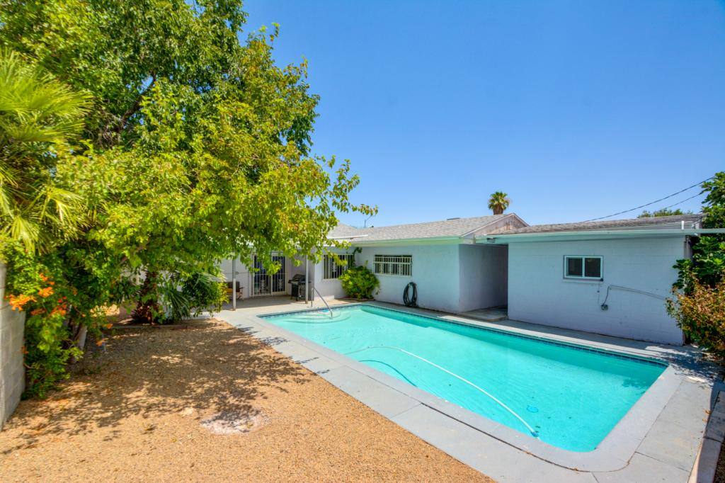House for rent at 1056 W Oakey Blvd, Las Vegas, NV 89102
