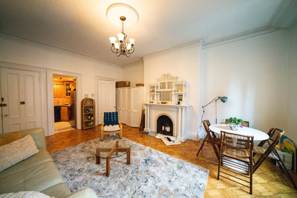 Apartment for rent at 82 Commonwealth Ave, Boston, MA 02116