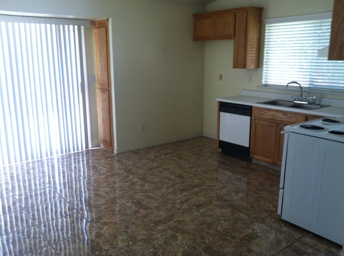 House for rent at 4483 Fosberg Rd, Turlock, CA 95382