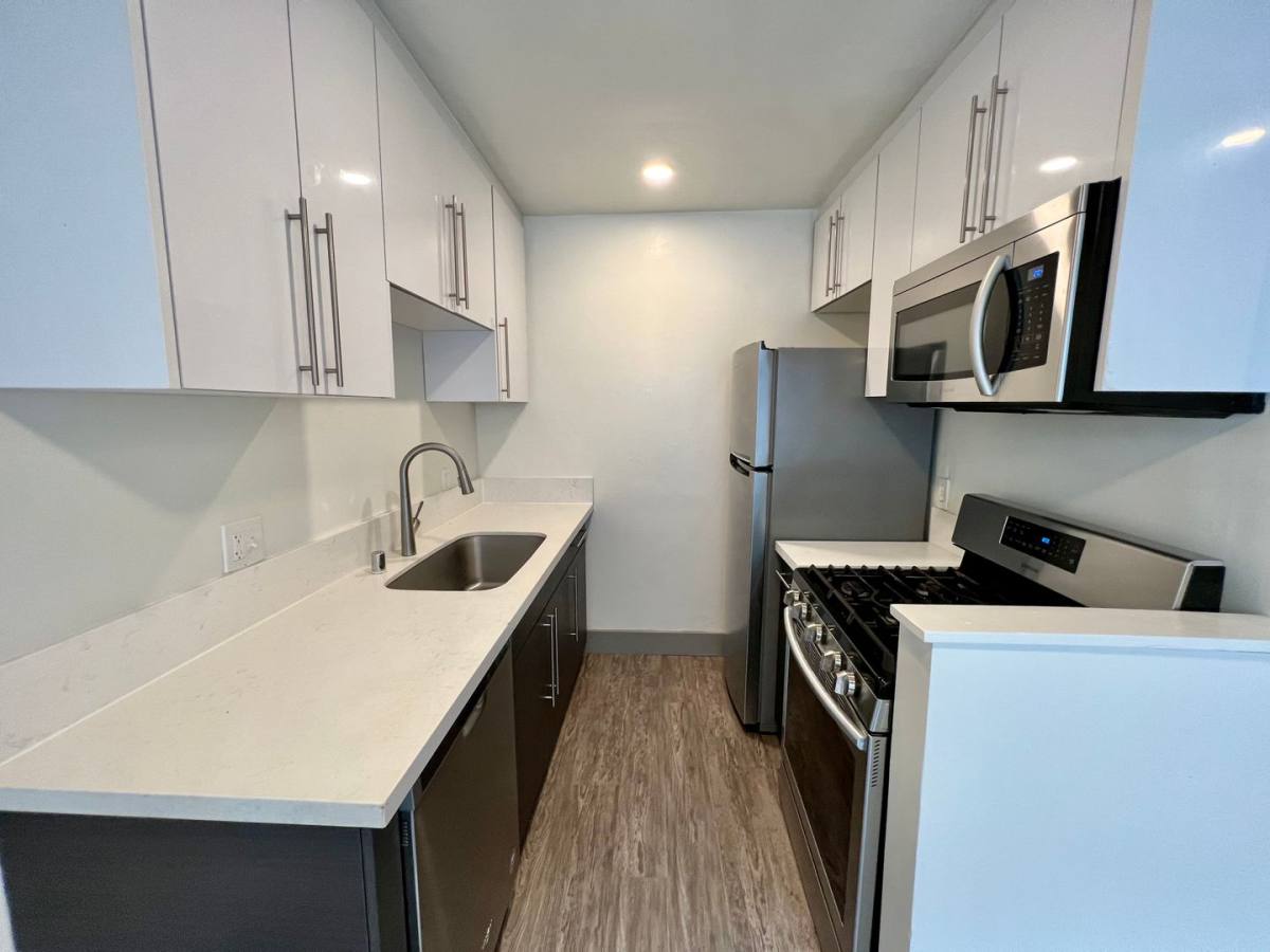 Apartment for rent at 12727 Matteson Ave, Los Angeles, CA 90066