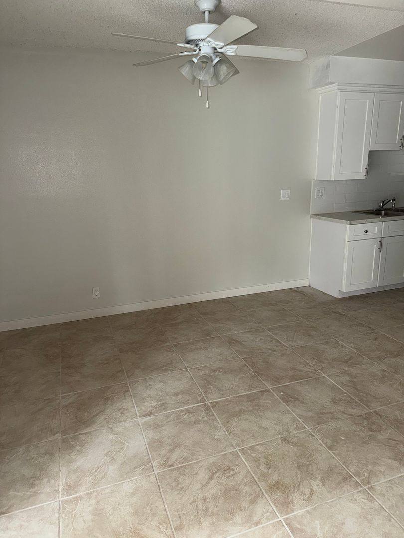 Apartment for rent at 205 E Clifton Ave, Anaheim, CA 92805