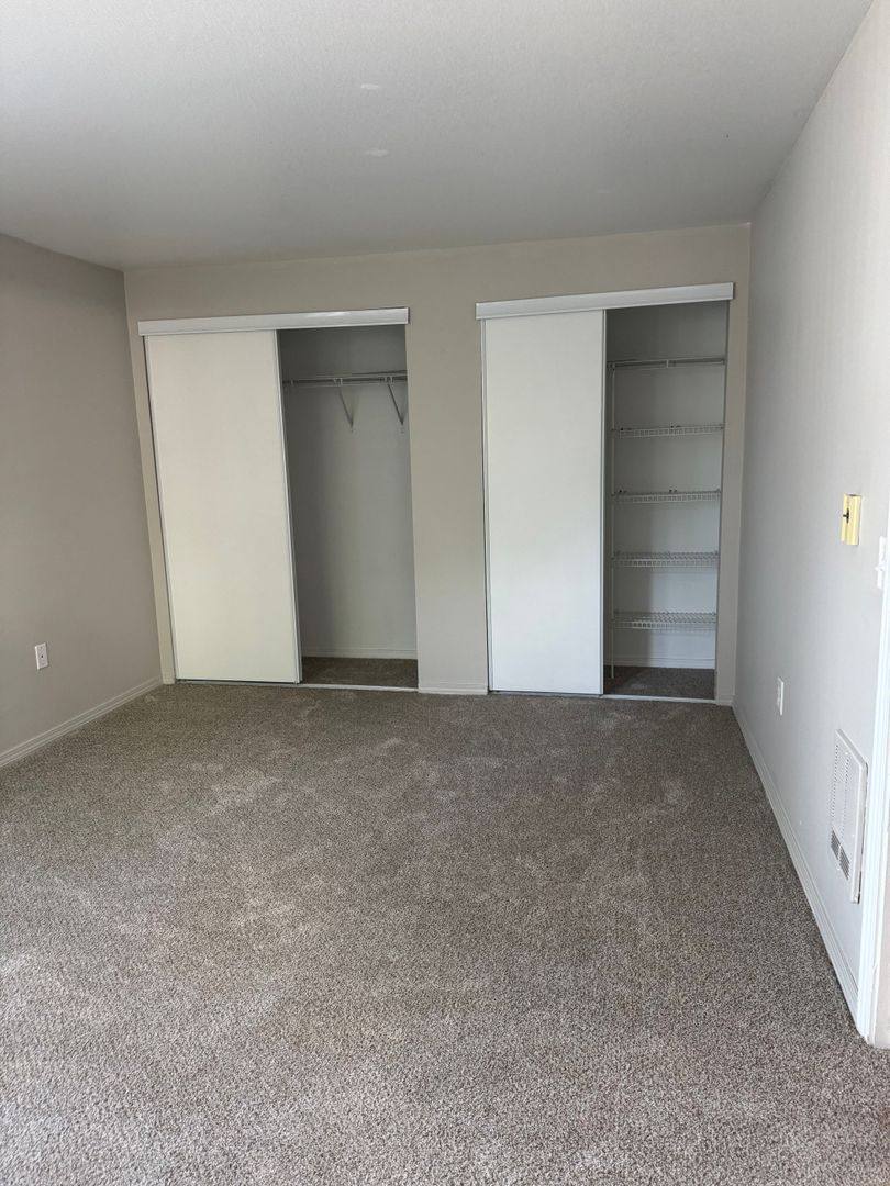 Apartment for rent at 16932 SE Powell Blvd, Portland, OR 97236