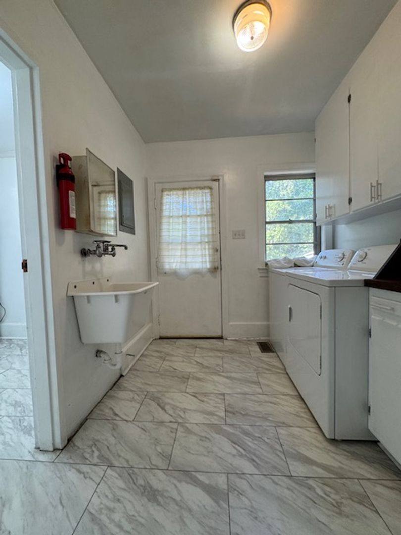 House for rent at 1508 E Holly St, Goldsboro, NC 27530