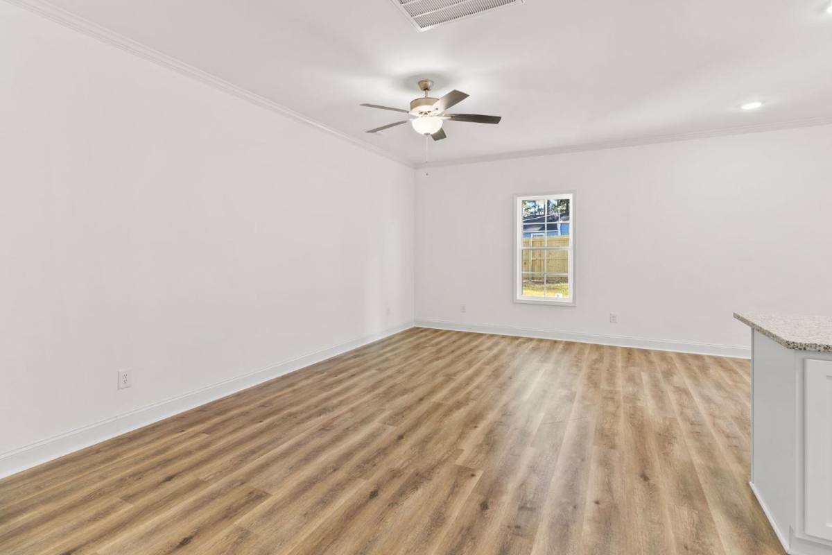 Townhouse for rent at 1010 Laurel St, Fayetteville, NC 28303