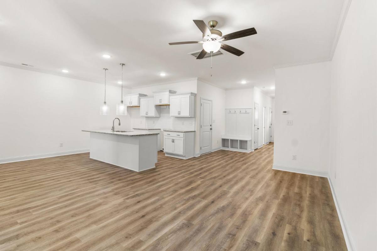 Townhouse for rent at 1010 Laurel St, Fayetteville, NC 28303