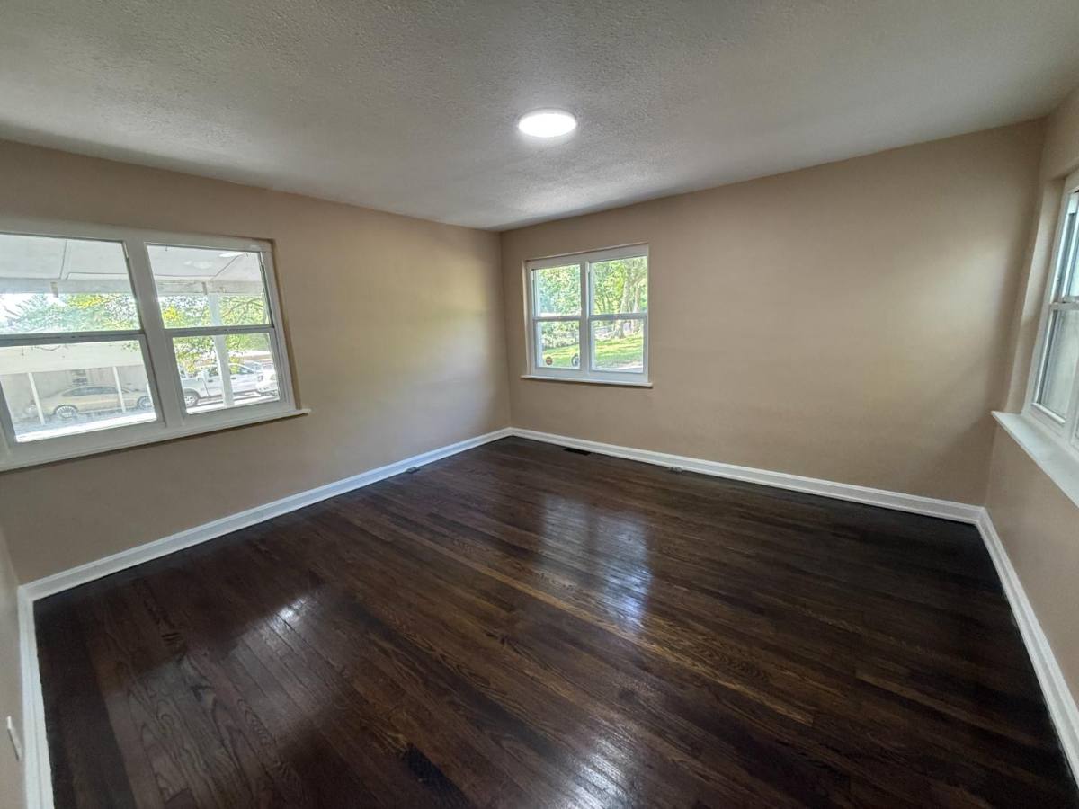 House for rent at 1911 Redman Rd, Saint Louis, MO 63138