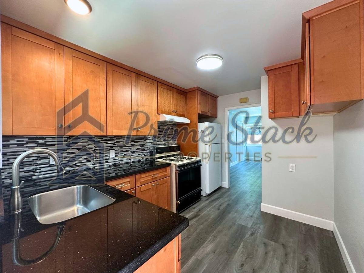 Apartment for rent at 122 Asbury St #1, San Jose, CA 95110