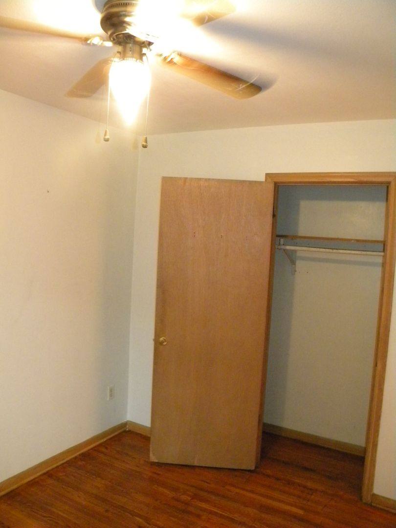 Apartment for rent at 1846 Walnut St, Saint Paul, MN 55113