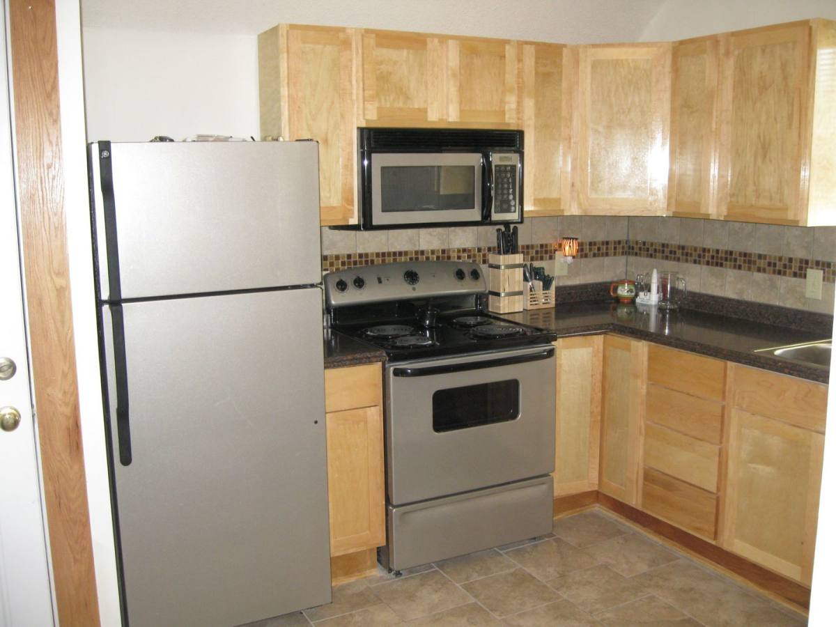 Apartment for rent at 2011 Taylor St NE, Minneapolis, MN 55418