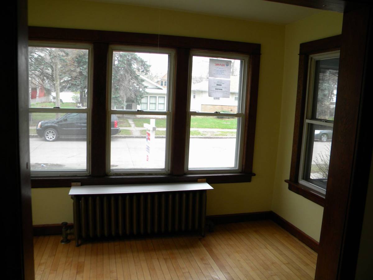 Apartment for rent at 2635 California St NE, Minneapolis, MN 55418