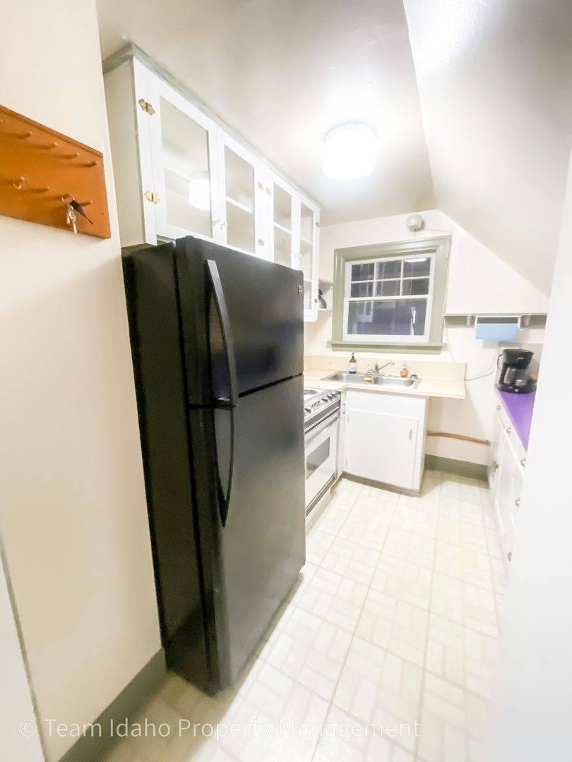 Apartment for rent at 811 E 6th St, Moscow, ID 83843