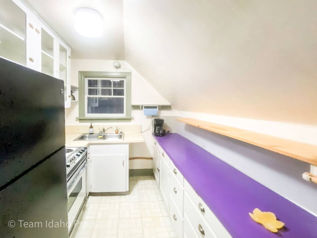 Apartment for rent at 811 E 6th St, Moscow, ID 83843