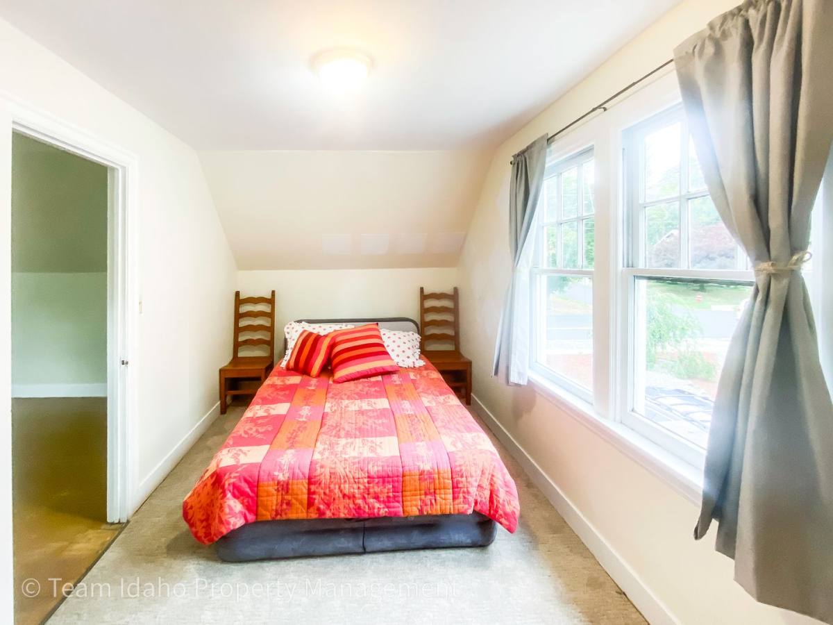 Apartment for rent at 811 E 6th St, Moscow, ID 83843