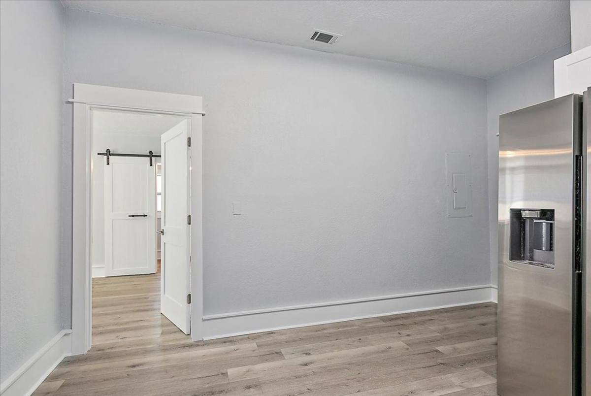 Apartment for rent at 2142 Park St, Jacksonville, FL 32204