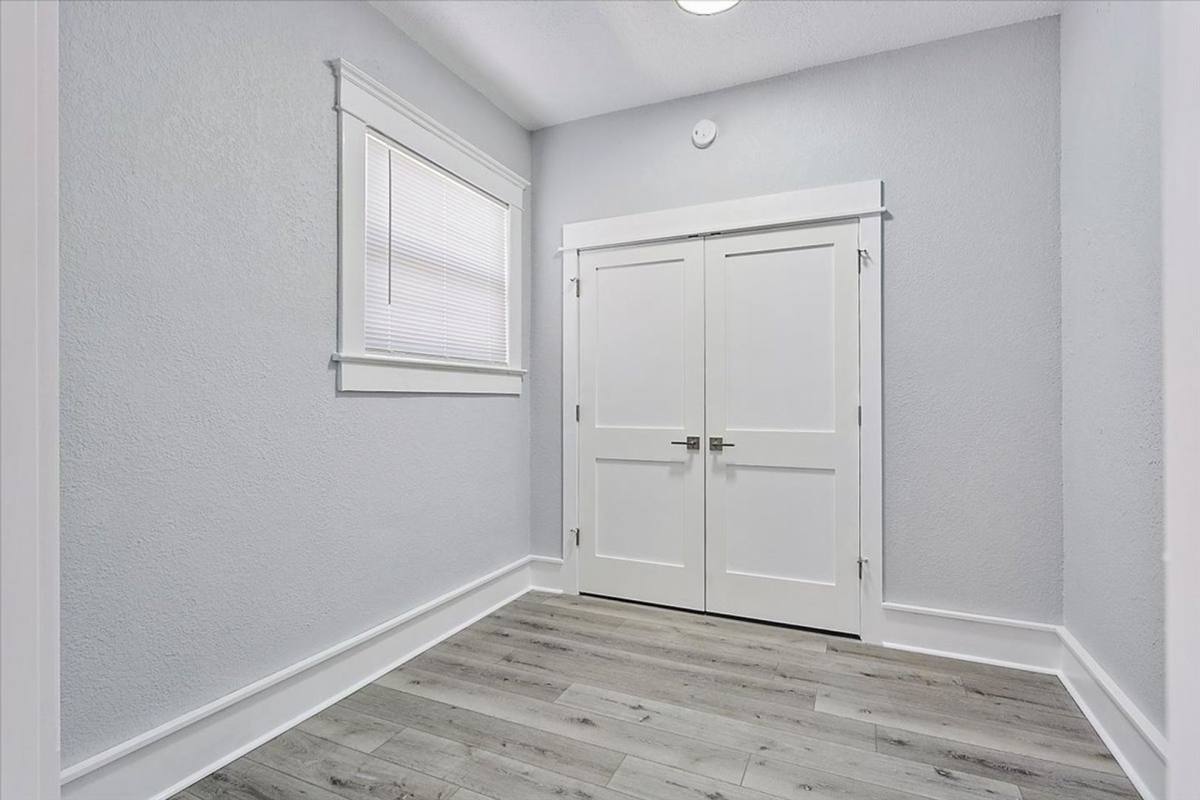 Apartment for rent at 2142 Park St, Jacksonville, FL 32204