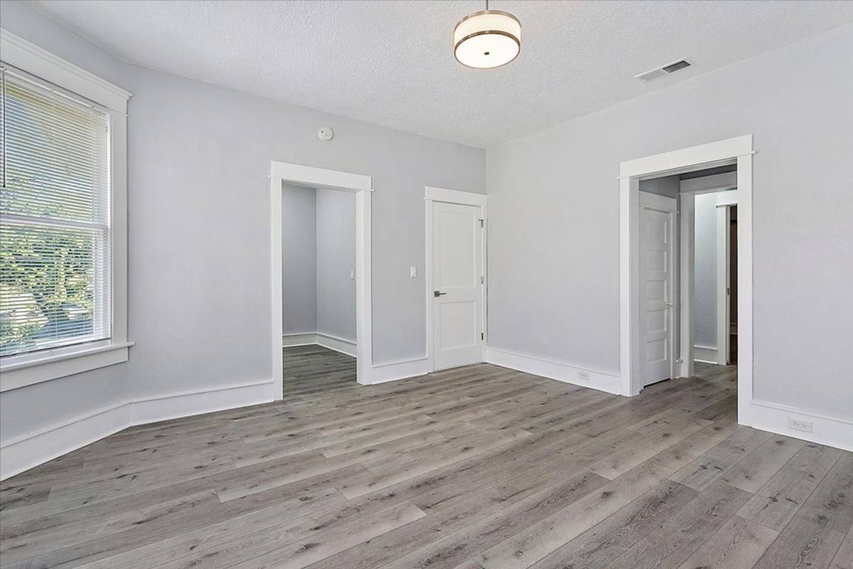 Apartment for rent at 2142 Park St, Jacksonville, FL 32204