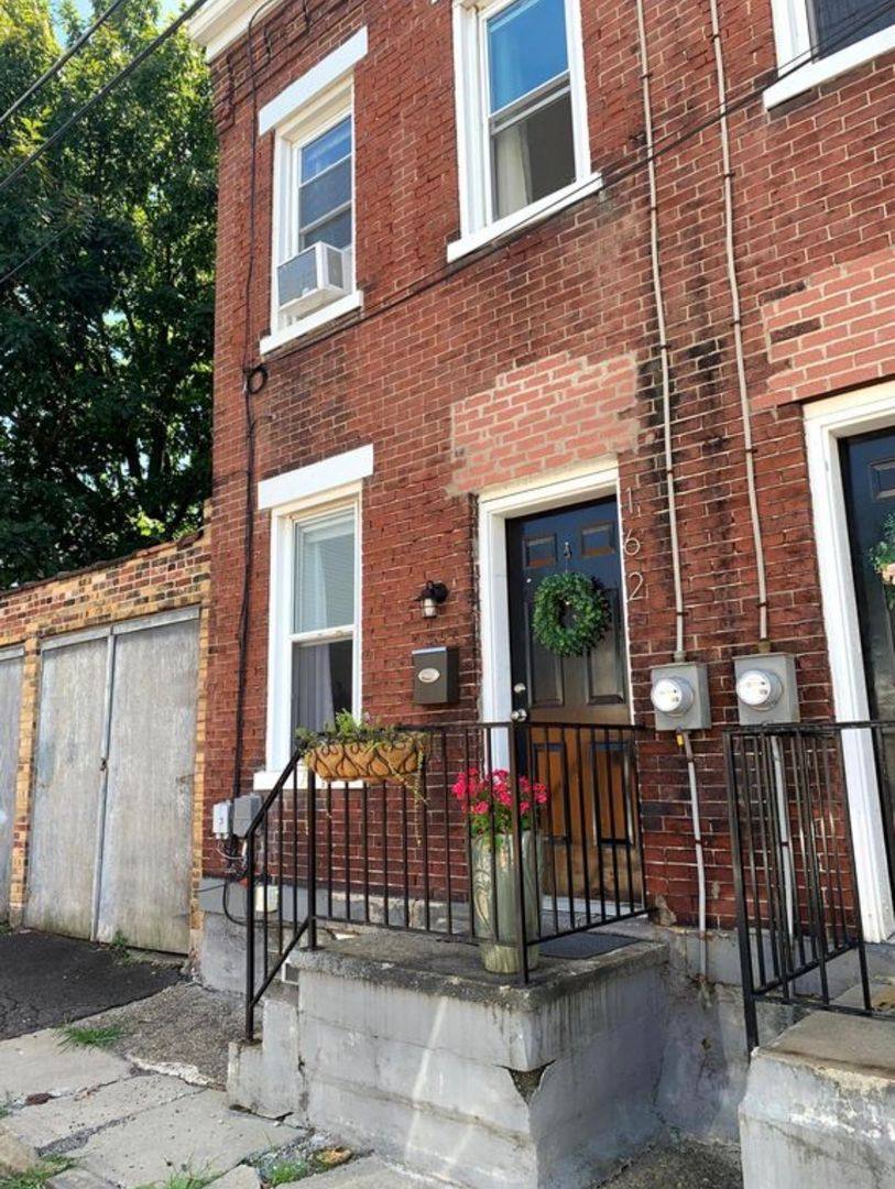 House for rent at 162 Banner Way, Pittsburgh, PA 15201