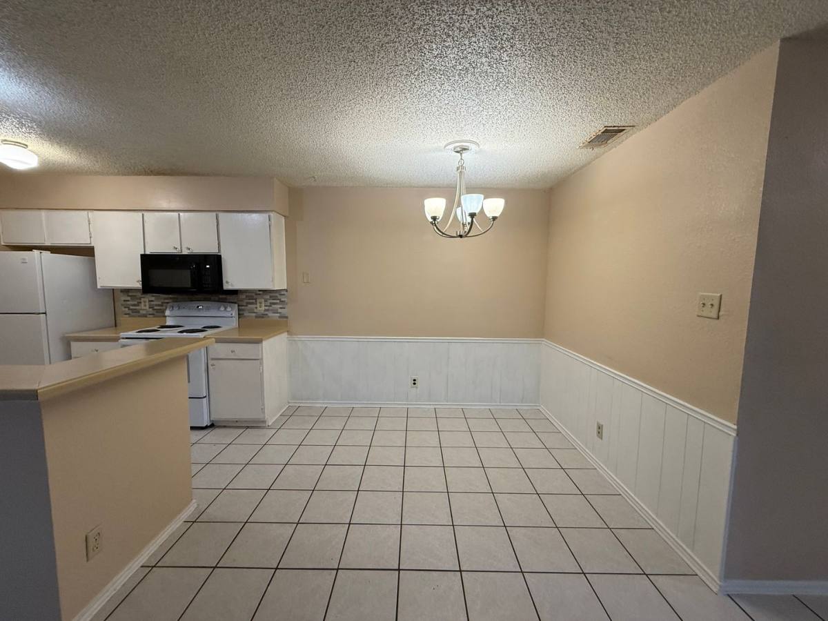 Apartment for rent at 11606 Castle Rock Court, Austin, TX 78750