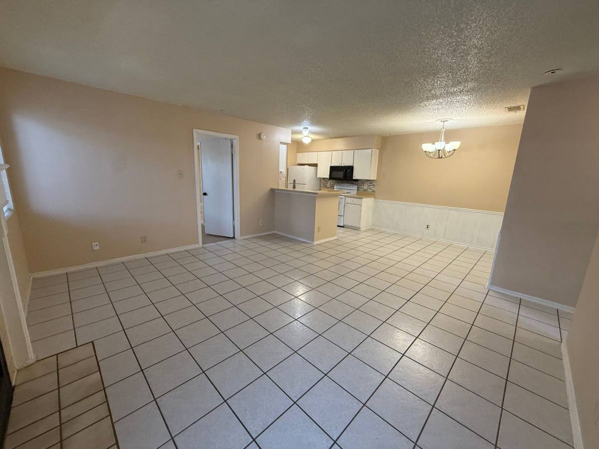 Apartment for rent at 11606 Castle Rock Court, Austin, TX 78750