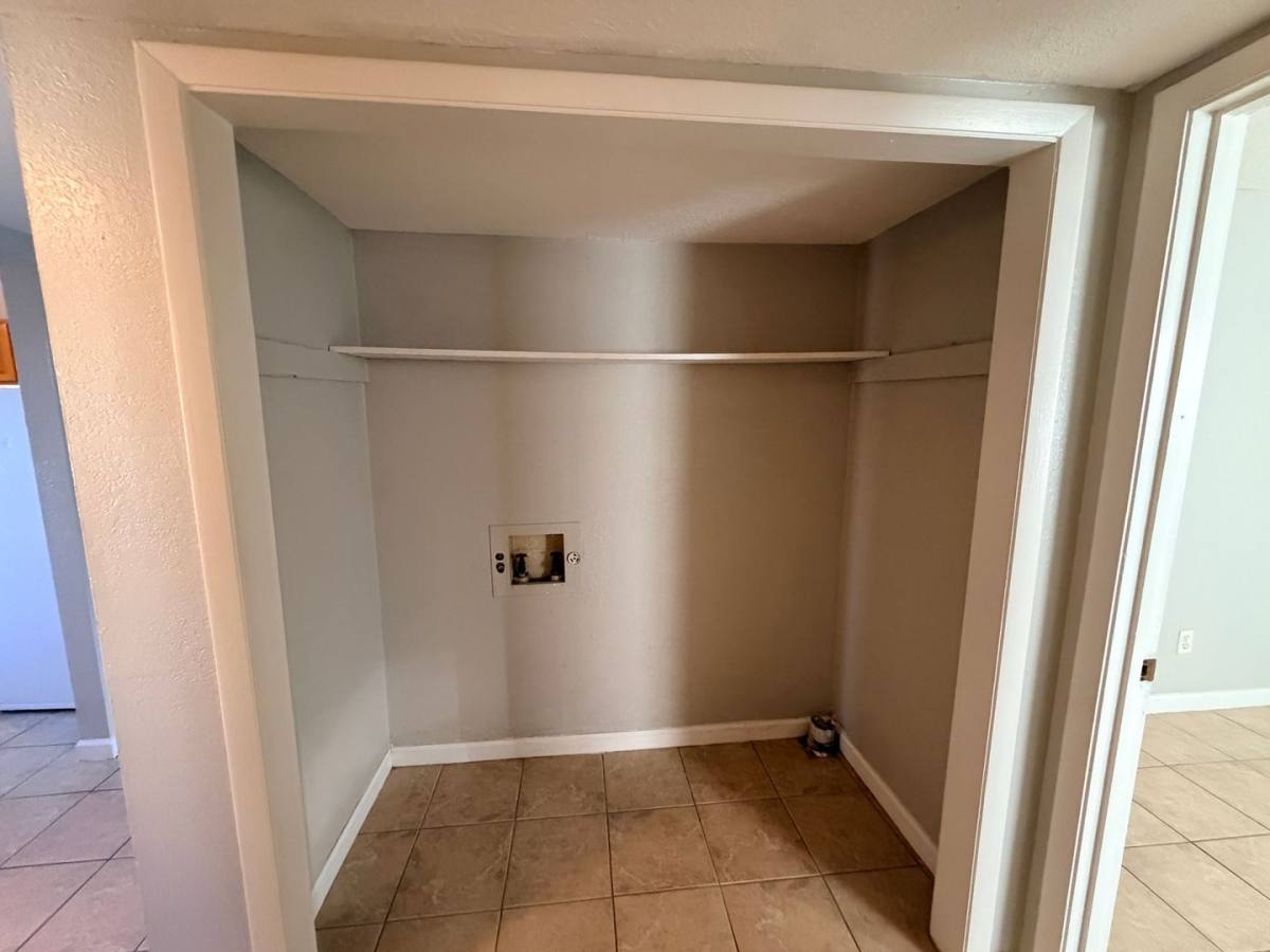 Apartment for rent at 1616 E Moore St, Valdosta, GA 31601