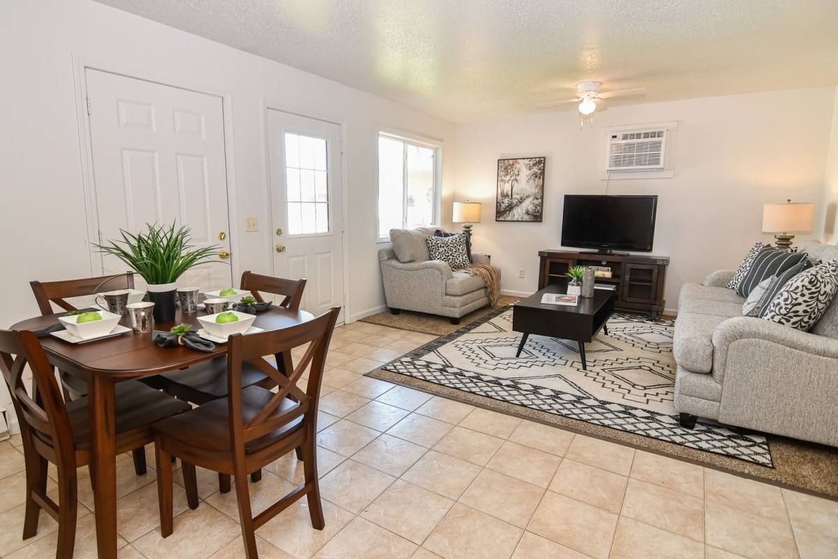 Townhouse for rent at 403 Plaza Heights A, Marshalltown, IA 50158