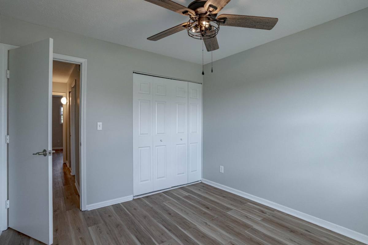 Apartment for rent at 1311-A Farmingdale Dr, Elizabethtown, KY 42701