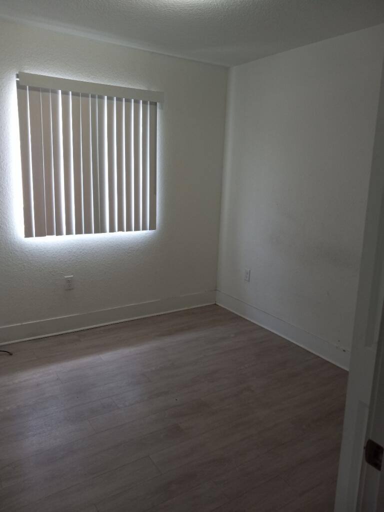 Townhouse for rent at 875 SW 7th St #115, Homestead, FL 33034