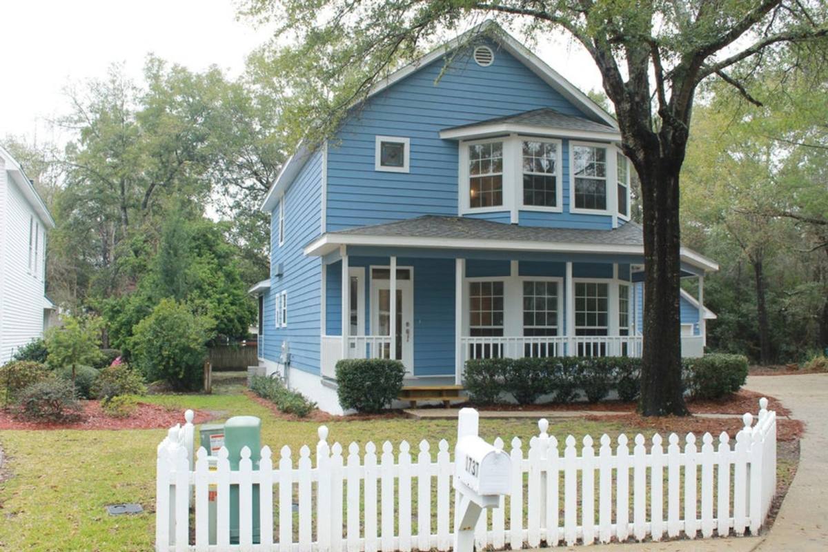 House for rent at 1737 Bolton Village Lane, Niceville, FL 32578
