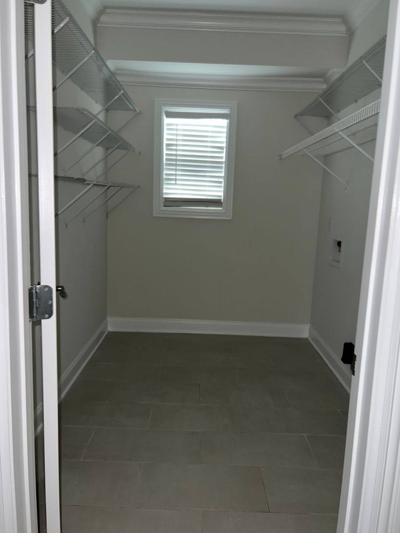 House for rent at 393 A Brewer Dr, Nashville, TN 37211