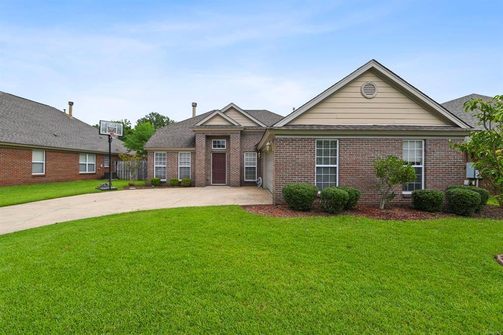 House for rent at 3830 Claiborne Circle #3830 Cr, Montgomery, AL 36116