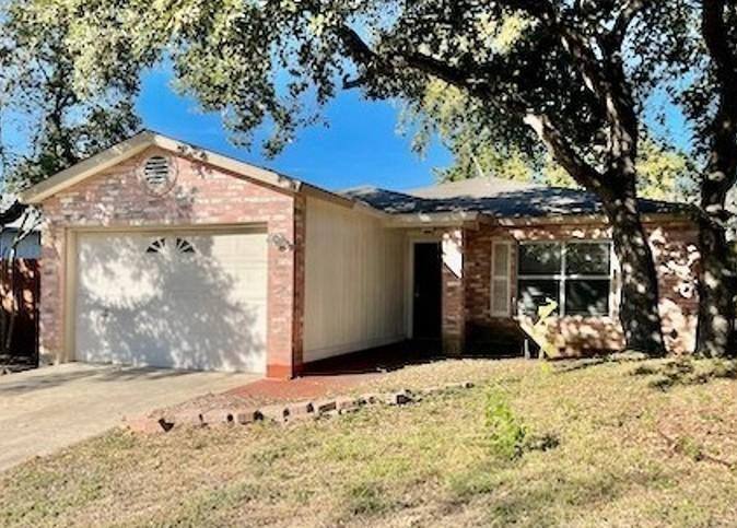 House for rent at 7423 Corian Park Dr #32, San Antonio, TX 78249