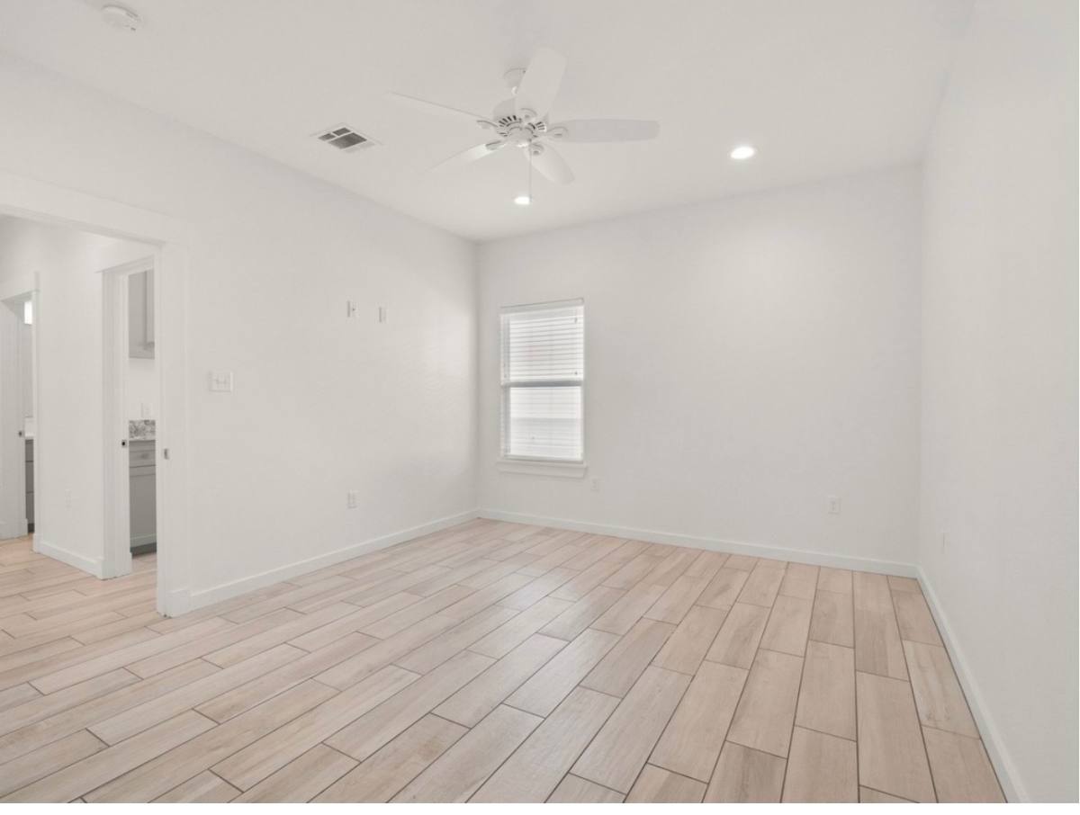 Townhouse for rent at 613 E Center St #A, Dequincy, LA 70633