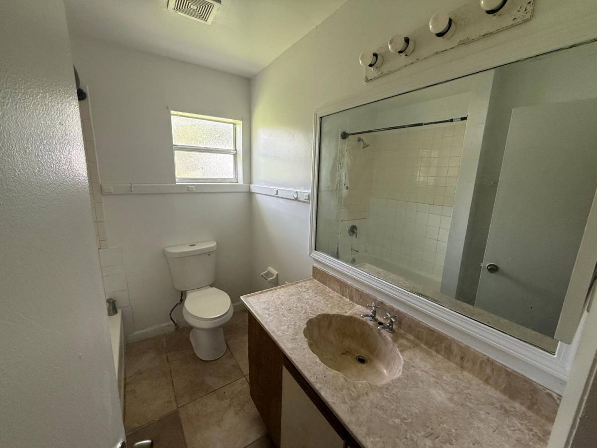 House for rent at 3561 Alcoy Rd #3, Jacksonville, FL 32221