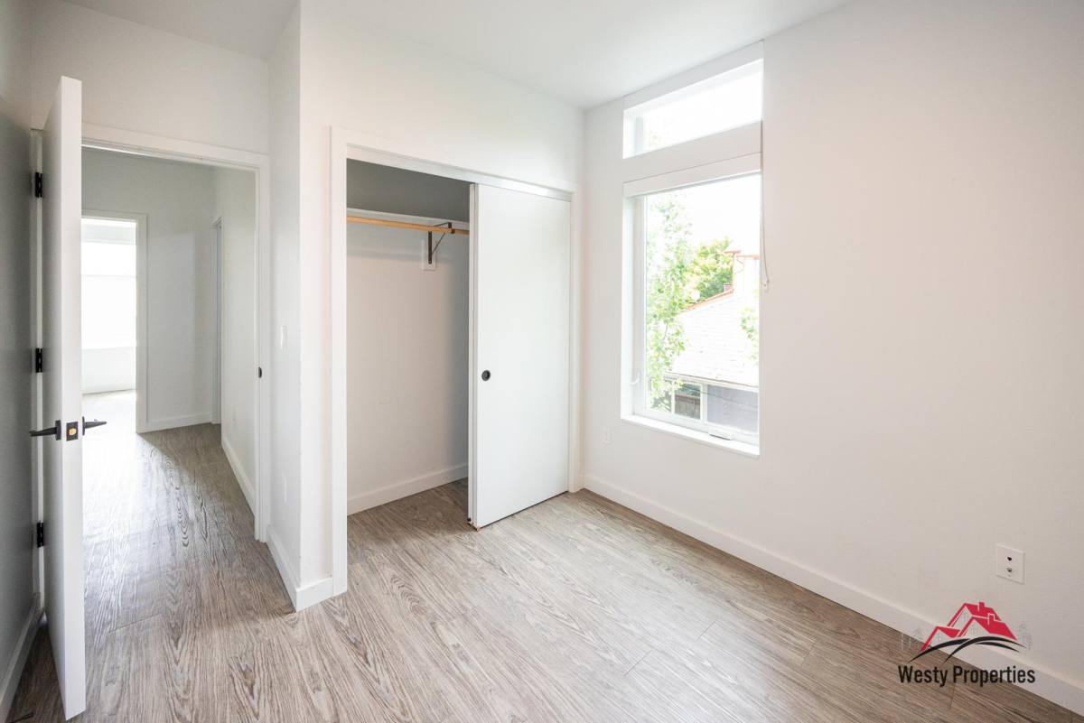 Apartment for rent at 4647 SE 40th Ave #203, Portland, OR 97202